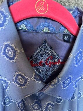 Robert Graham Blue Medallion Print Shirt